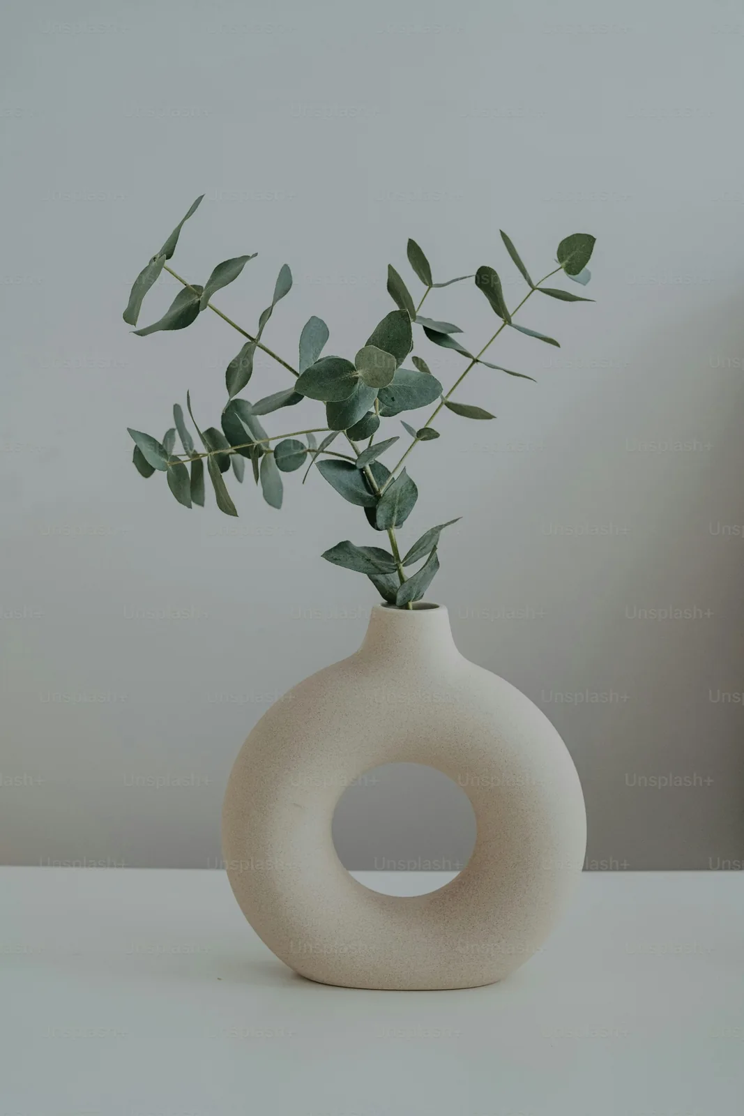 Vase en céramique photographié